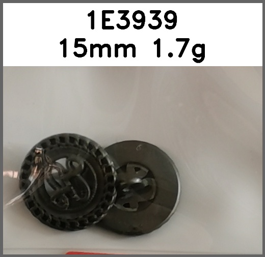 蘑菇扣_镂空_刻花_两孔图片