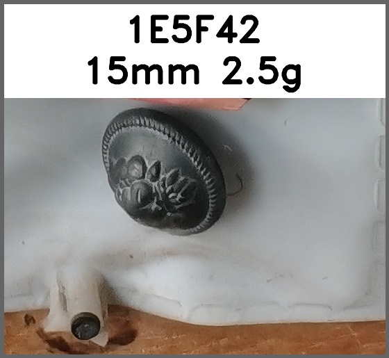 蘑菇扣_狮子头_刻花图片