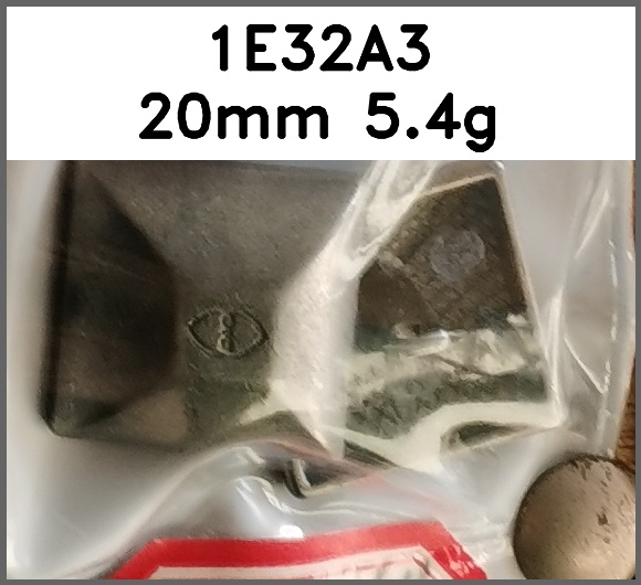 蘑菇扣_方形_刻花图片